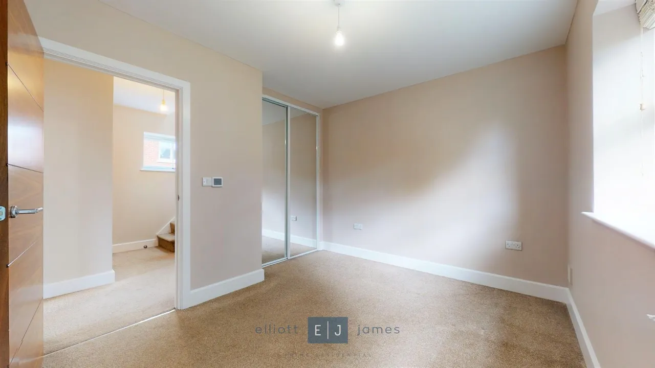 Manor Road, Chigwell, photo 9