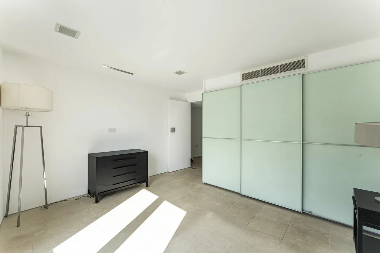 Pear Tree Street, London, EC1V, photo 12