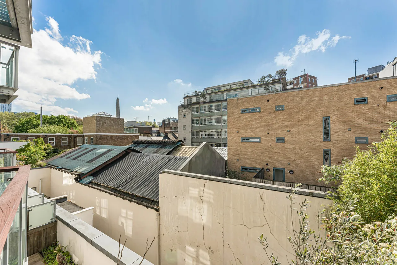 Pear Tree Street, London, EC1V, photo 15