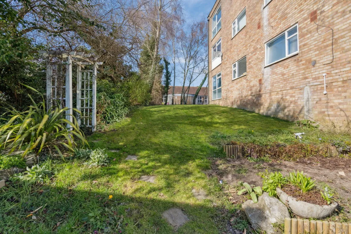 Tudor Court, Mill End, WD3, photo 14