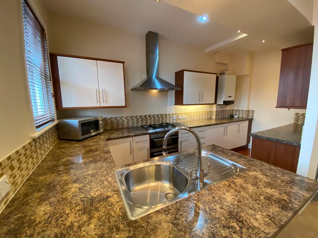 Lincoln Street, Swindon, SN1, photo 4
