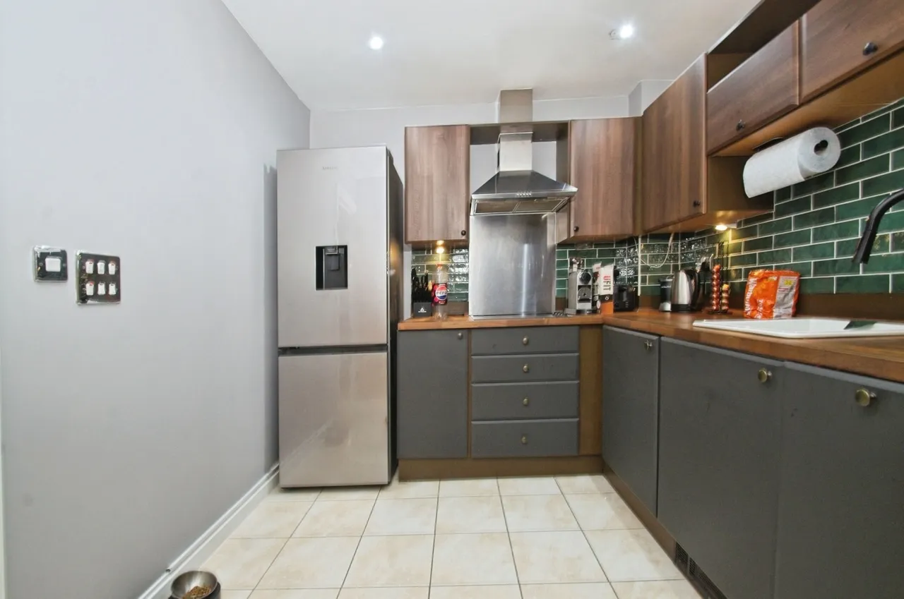 Taliesin Court, Chandlery Way, Cardiff, CF10, photo 10