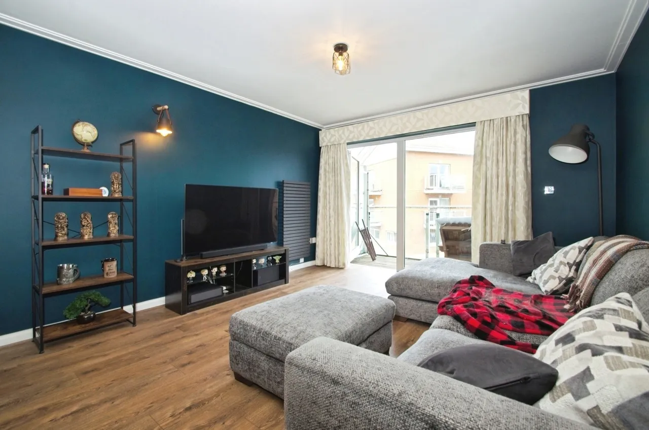 Taliesin Court, Chandlery Way, Cardiff, CF10, photo 6