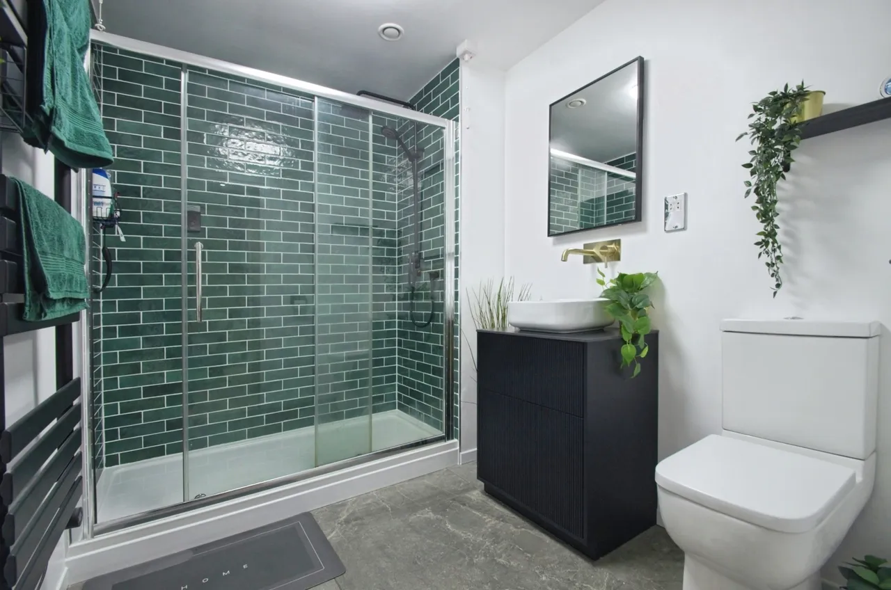 Taliesin Court, Chandlery Way, Cardiff, CF10, photo 4