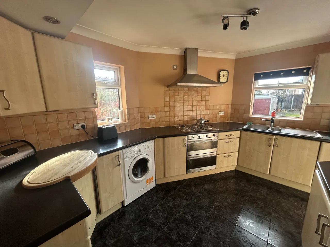 Romford, RM1, photo 6