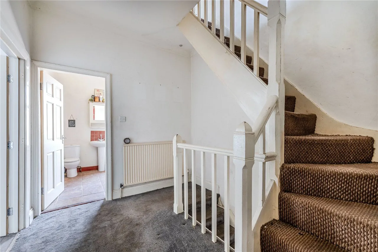 Dibb Lane, Yeadon, LS19, photo 8