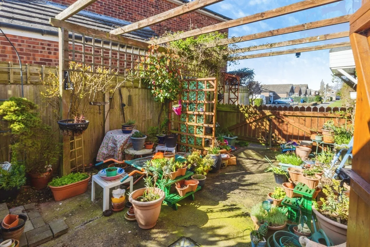 Manor Leas Close, Lincoln, Lincolnshire, LN6, photo 14