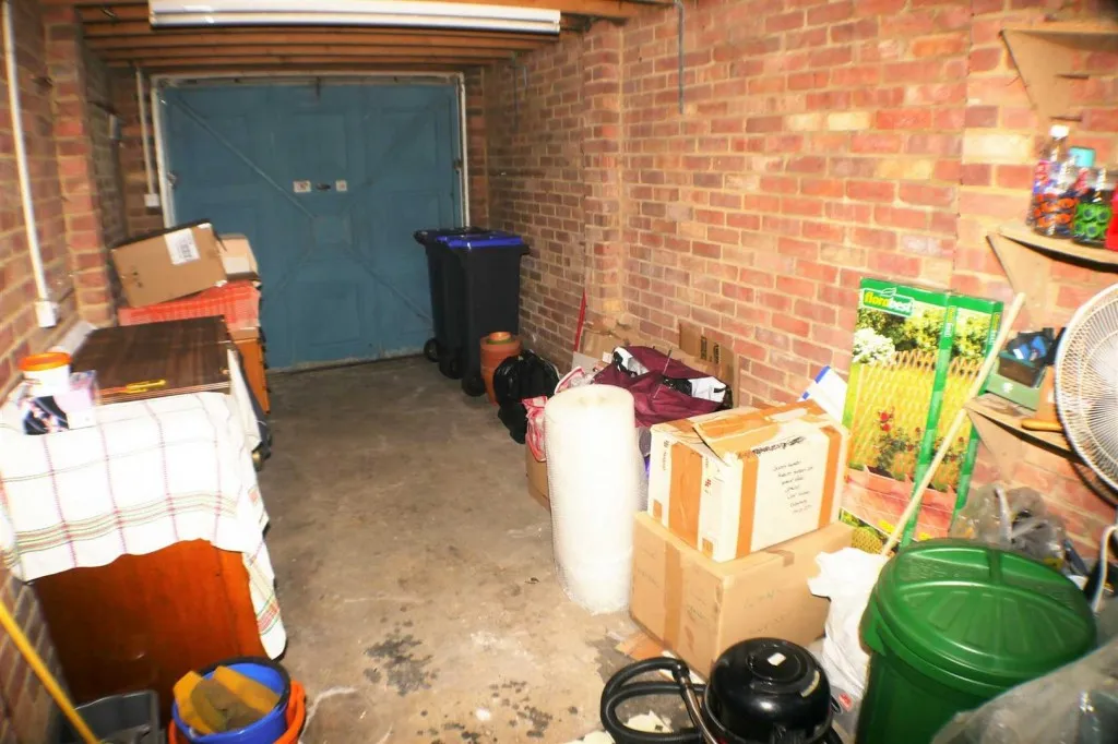 Sompting Road, R4, photo 8