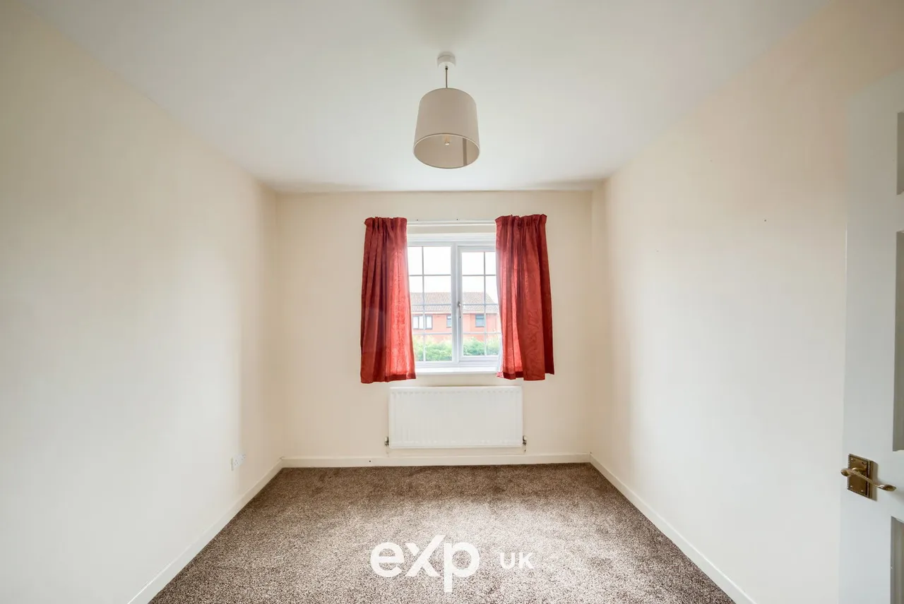 Alderdale Crescent, Elmdon, B92, photo 9