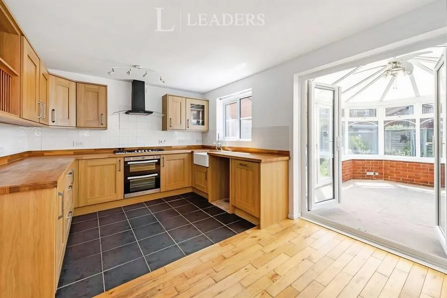 Kingfisher Drive, Emsworth, PO10, photo 4