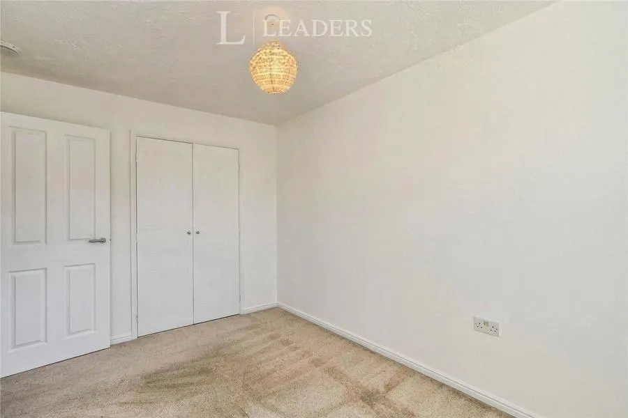 Kingfisher Drive, Emsworth, PO10, photo 12