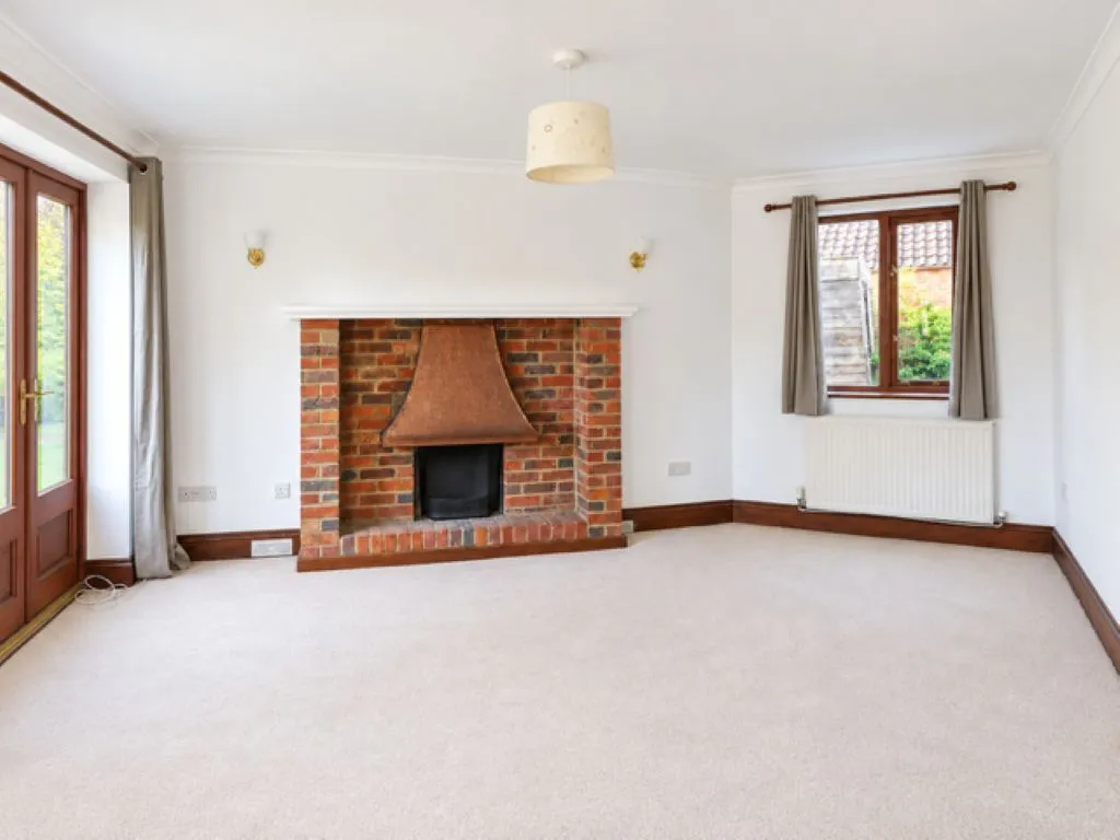 Beechfield, Newton Toney, SP4, photo 3