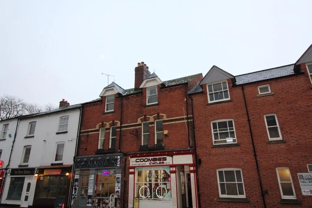 2 bed flat to rent, Widemarsh Street, Hereford, HR4