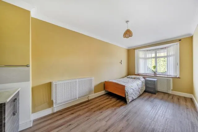 Pembroke Road, Woking, GU22, photo 14