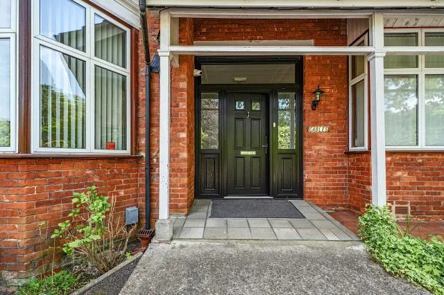 Pembroke Road, Woking, GU22, photo 6