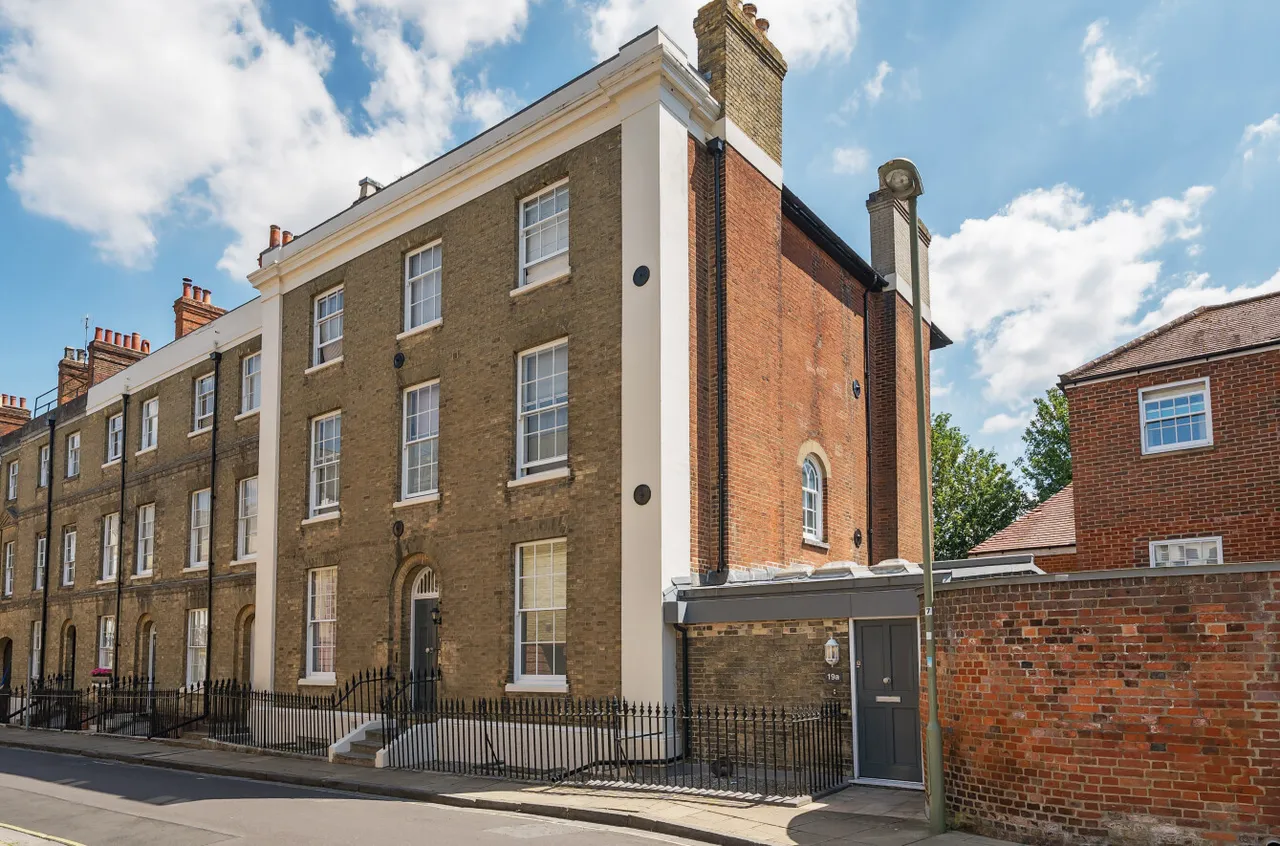 St. Peter Street, Winchester, SO23, photo 13