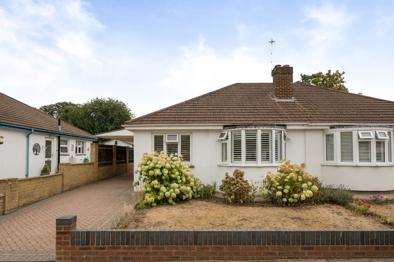 Hall Drive, Harefield, UB9, photo 18