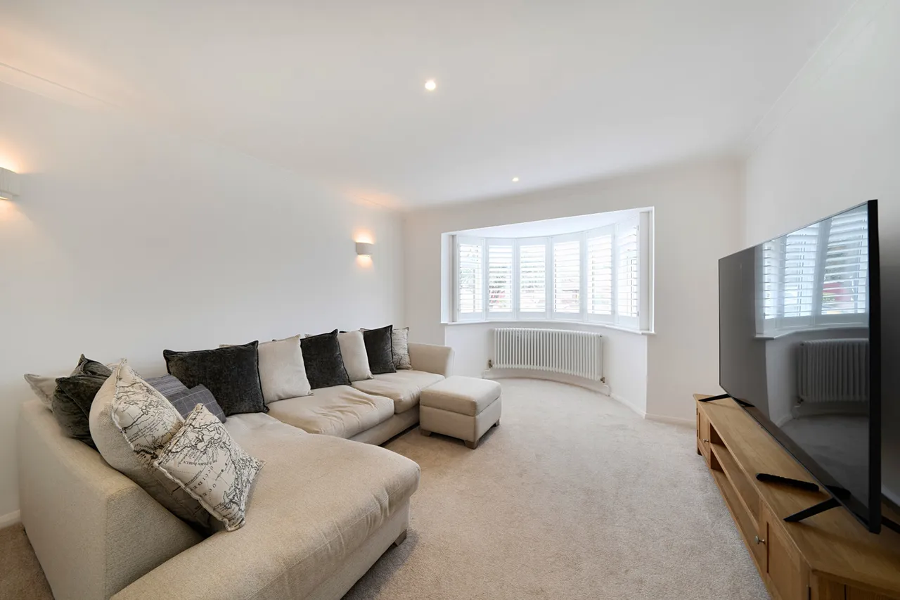 Hall Drive, Harefield, UB9, photo 2