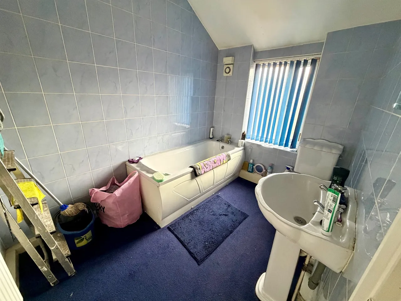 Millicent Square, Maltby, S66, photo 5