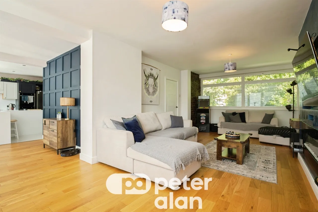 Stow Park Circle NEWPORT, NP20, photo 7