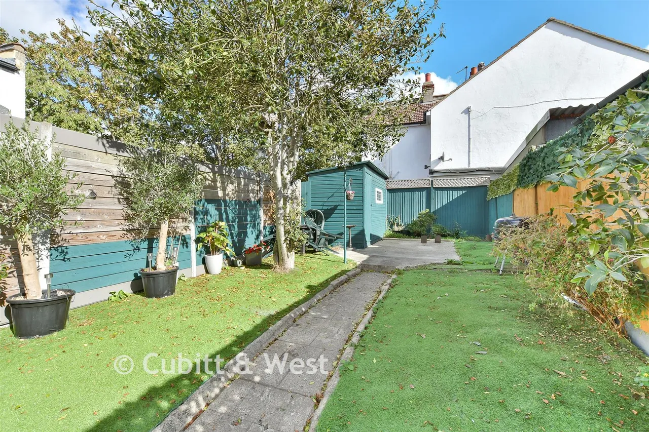 Bensham Lane, Thornton Heath, CR7, photo 13