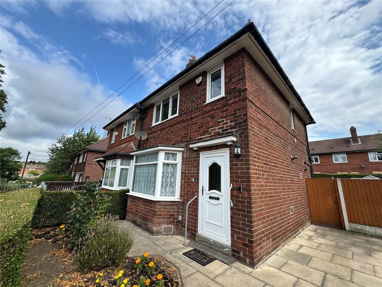 2 bed house for sale — Appleby Walk, Leeds, West Yorkshire, LS15