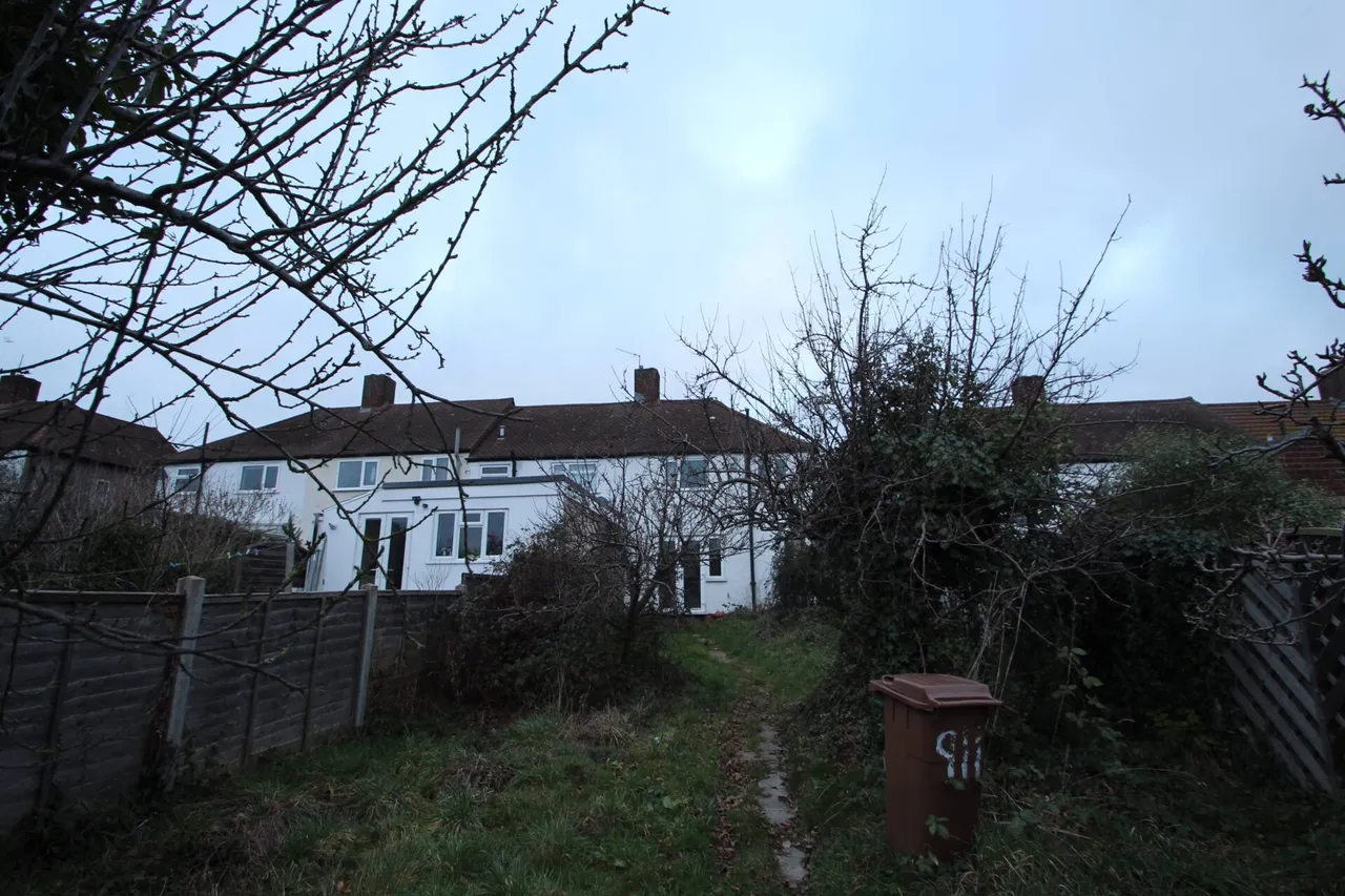 East Rochester Way, Sidcup, photo 4
