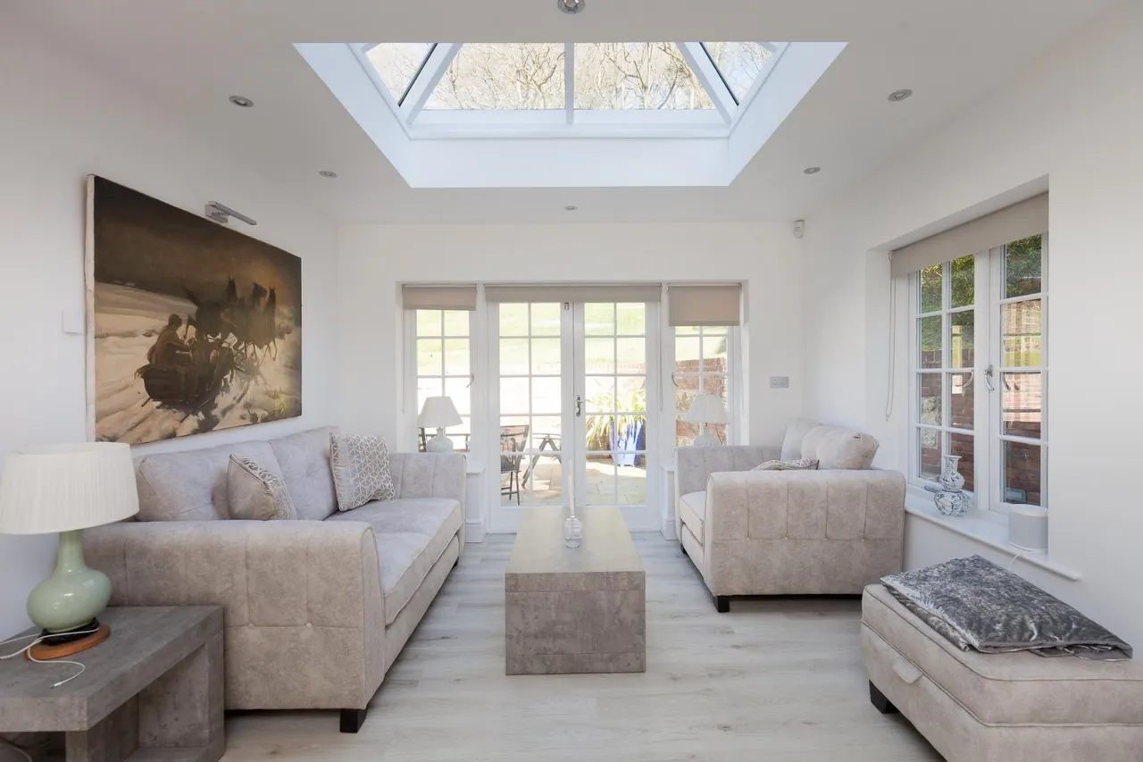 Sutton Row, Sutton Mandeville, SP3, photo 4