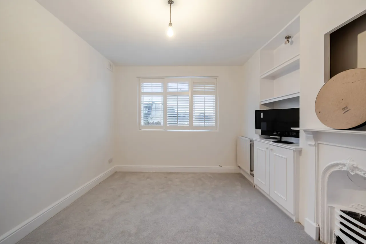 Lower Richmond Road, Putney, SW15, photo 5