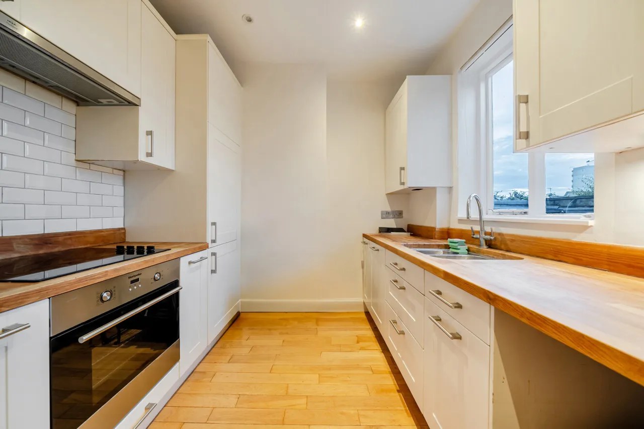 Lower Richmond Road, Putney, SW15, photo 3