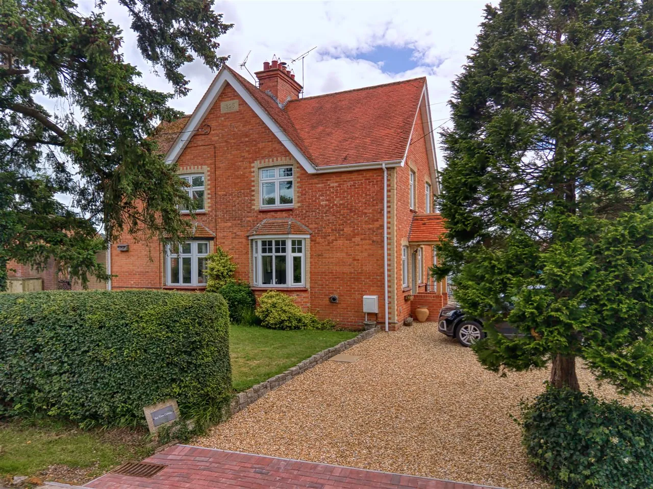 3 bed house for sale, Shorts Green Lane, Motcombe