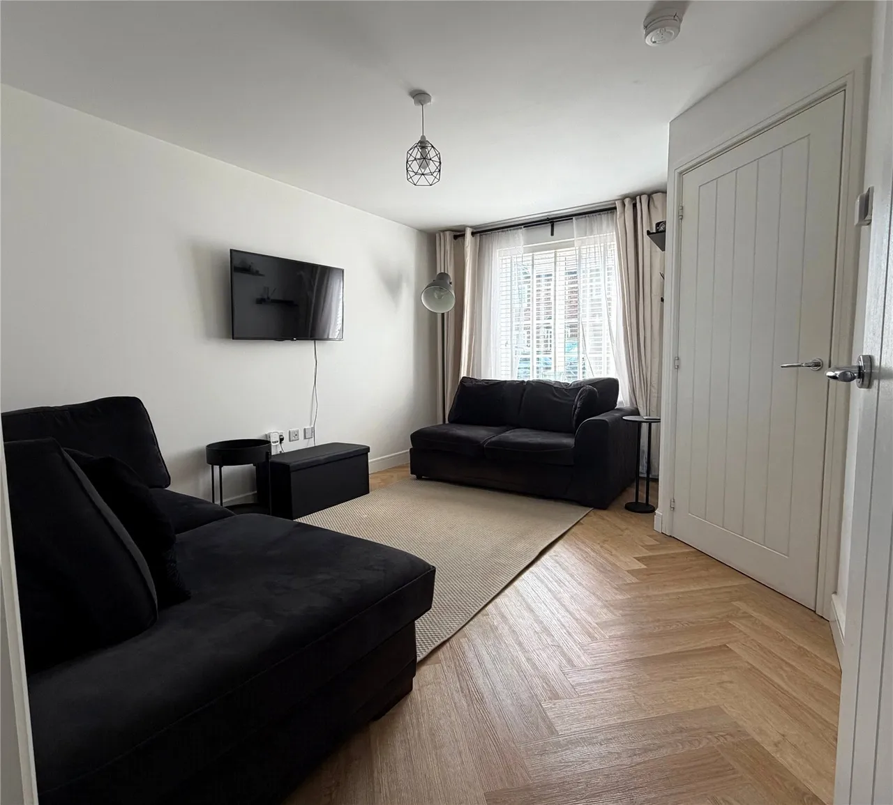 Plover Crescent, Wakefield, West Yorkshire, WF1, photo 2