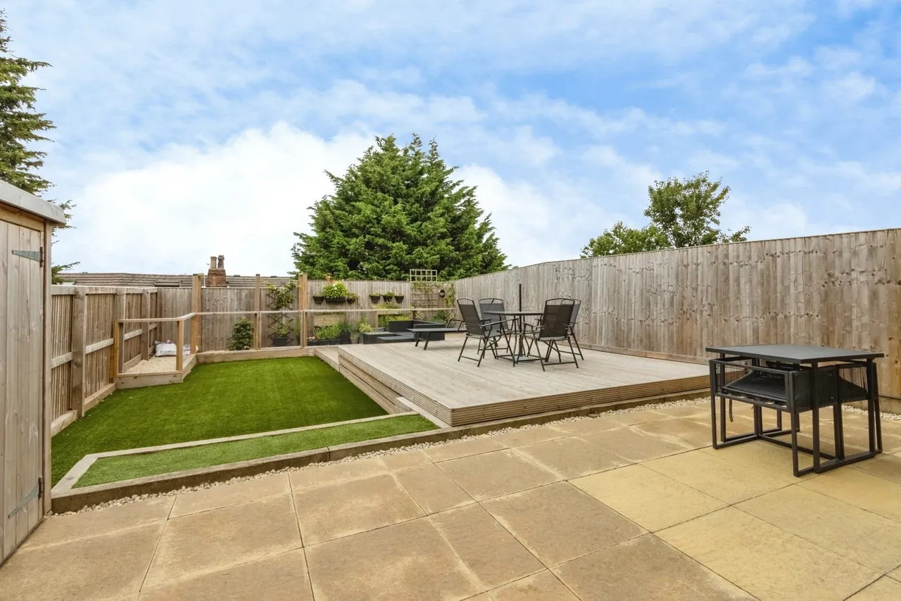 Plover Crescent, Wakefield, West Yorkshire, WF1, photo 16