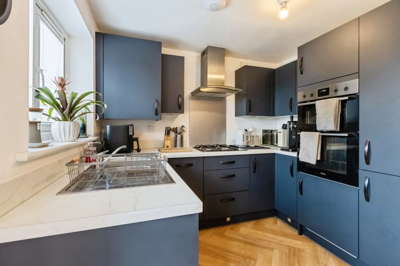 Plover Crescent, Wakefield, West Yorkshire, WF1, photo 5