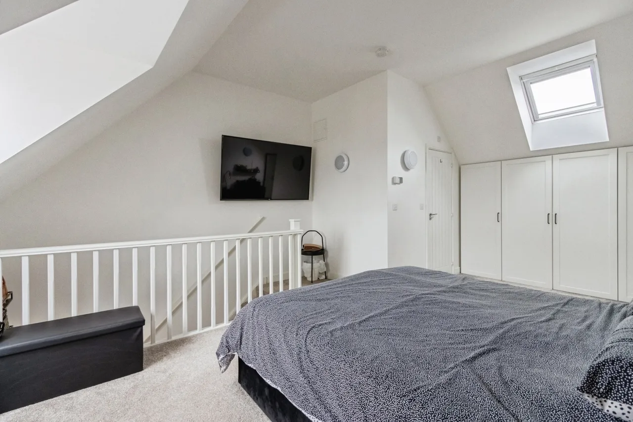 Plover Crescent, Wakefield, West Yorkshire, WF1, photo 11