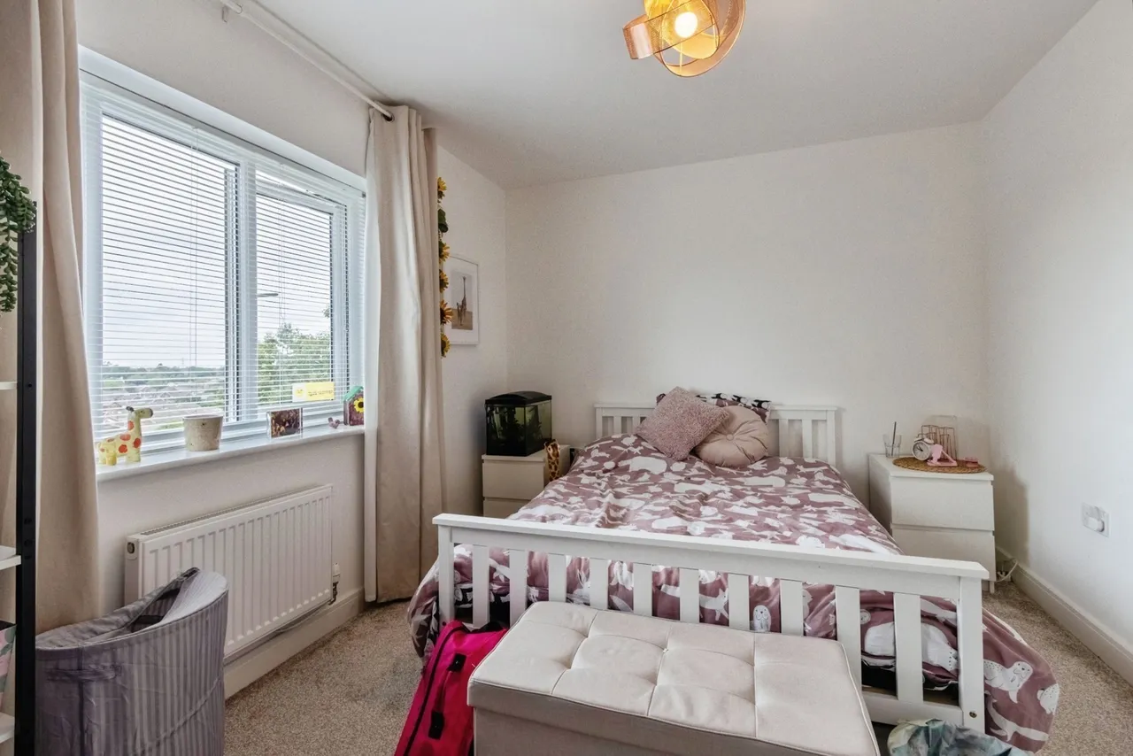 Plover Crescent, Wakefield, West Yorkshire, WF1, photo 7