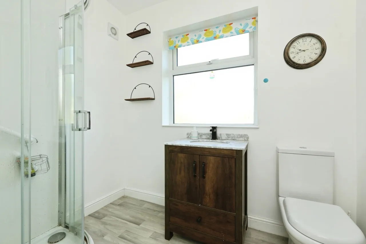 Cardoness Road, Sheffield, S10, photo 14