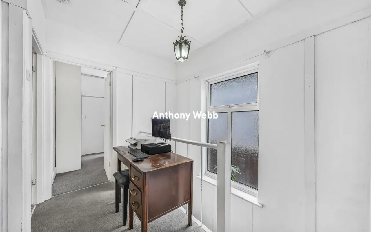 Greenway, Southgate, N14, photo 12