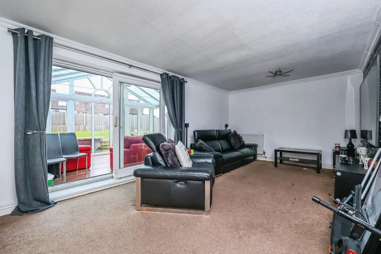 St. Norbert Drive, Ilkeston, DE7, photo 3