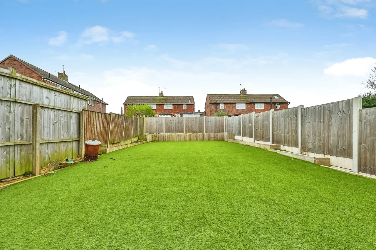 St. Norbert Drive, Ilkeston, DE7, photo 2