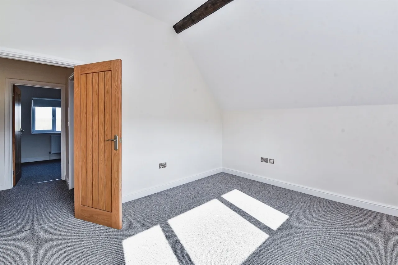 Westbury Road, Little Cheverell, SN10, photo 13