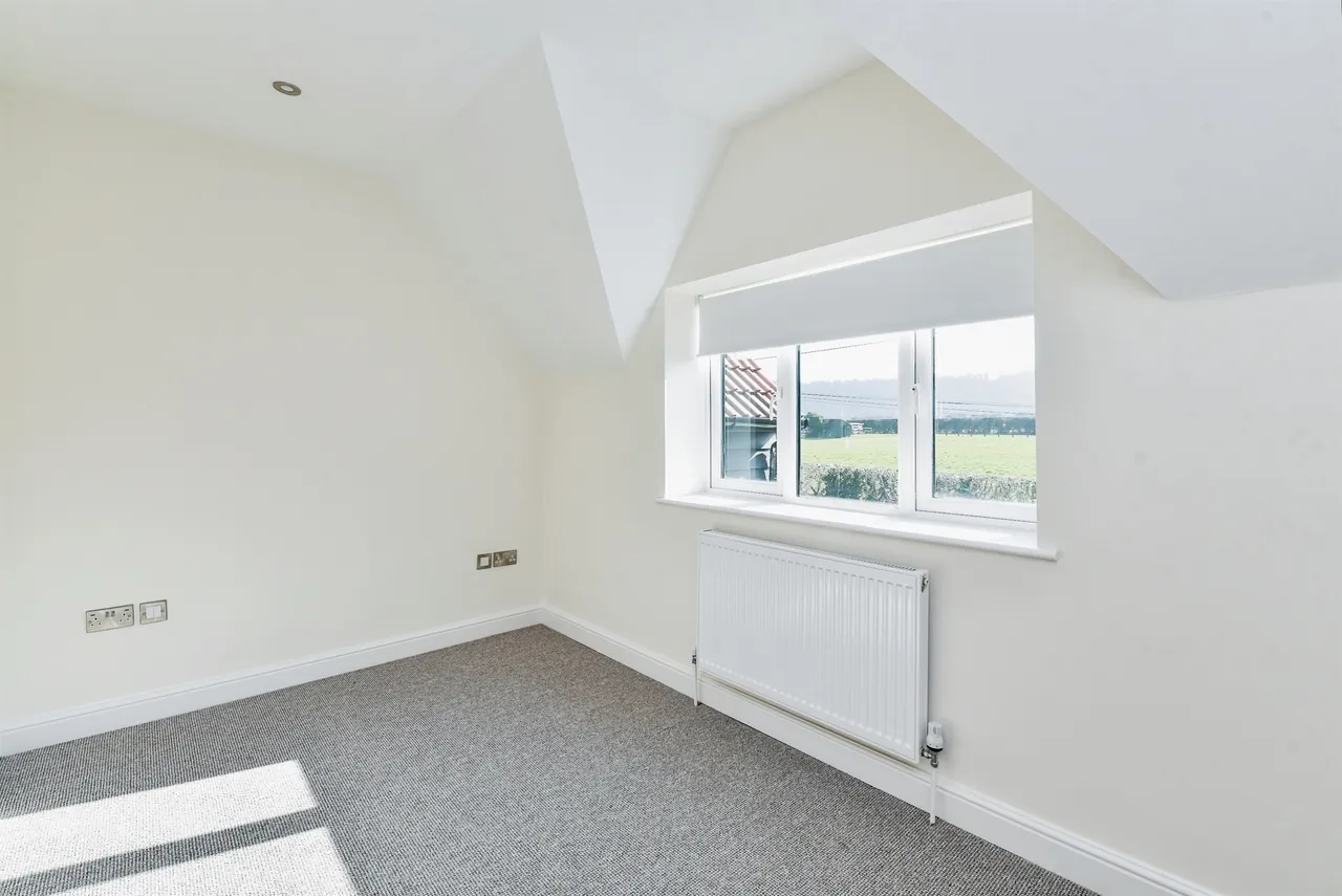 Westbury Road, Little Cheverell, SN10, photo 14