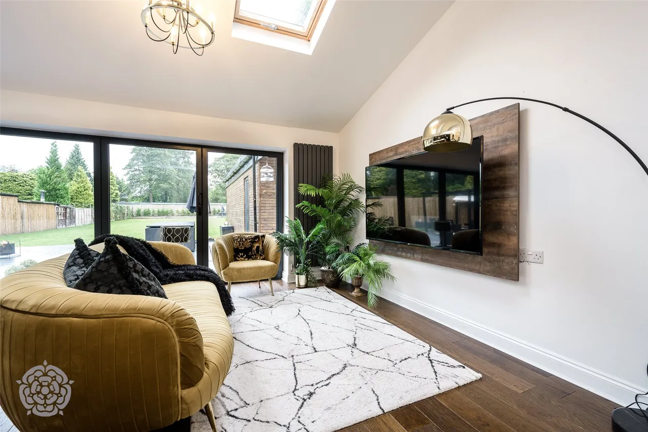 Mercers Road, Heywood, OL10 2NP, photo 10
