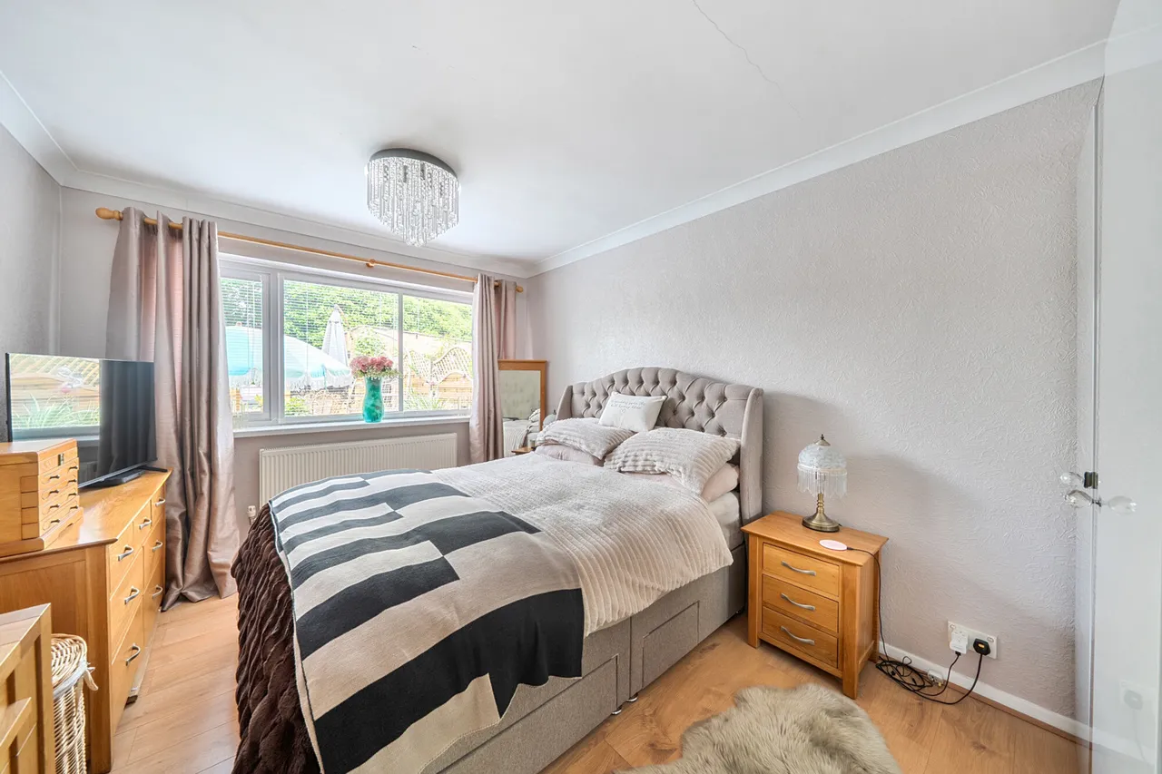 Godfrey Avenue, Northolt, UB5, photo 4