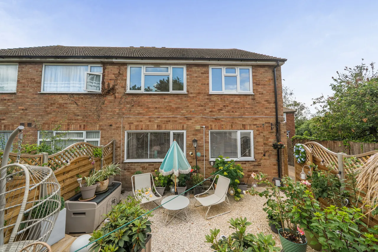 Godfrey Avenue, Northolt, UB5, photo 13