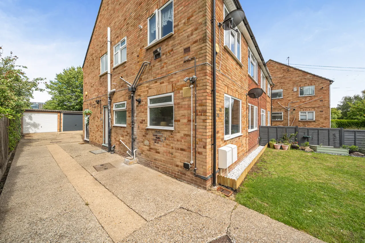 Godfrey Avenue, Northolt, UB5, photo 10
