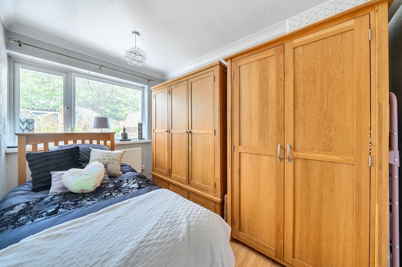 Godfrey Avenue, Northolt, UB5, photo 6