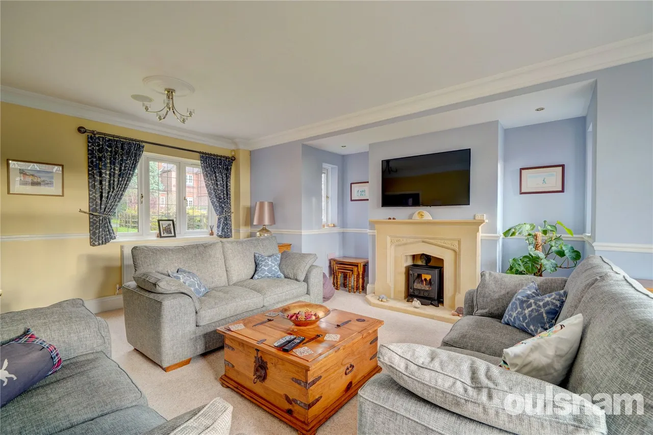 Lickey Grange Drive, Marlbrook, Bromsgrove, Worcestershire, B60 1RD, photo 13