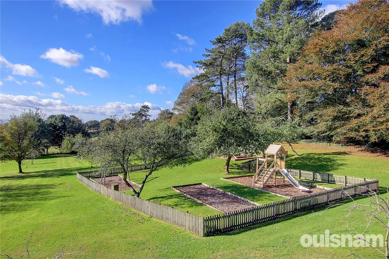 Lickey Grange Drive, Marlbrook, Bromsgrove, Worcestershire, B60 1RD, photo 40