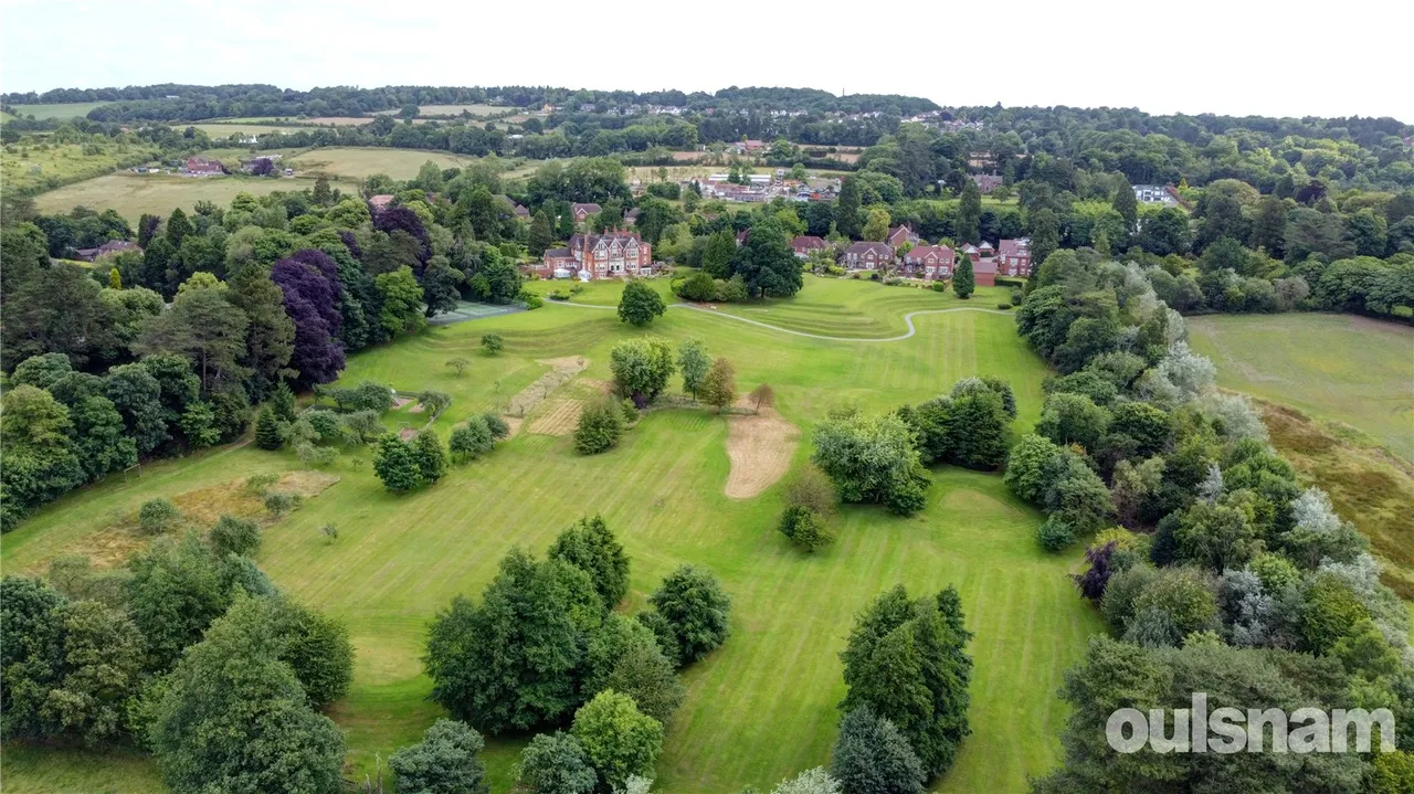 Lickey Grange Drive, Marlbrook, Bromsgrove, Worcestershire, B60 1RD, photo 37